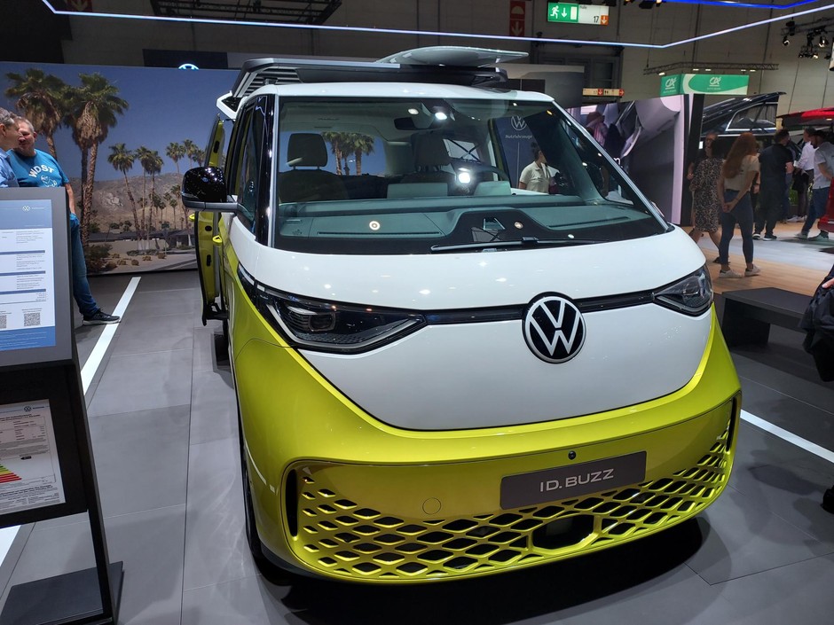 Caravan Salon 2023. Volkswagen ID.Buzz