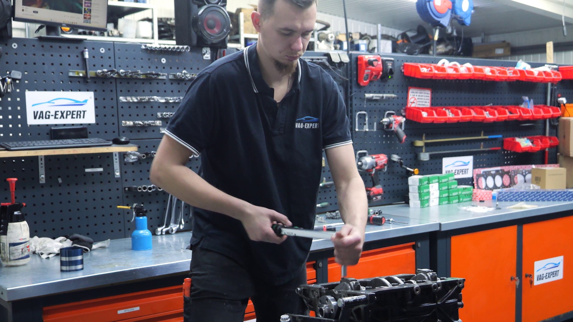 CFCA przykręcanie wału