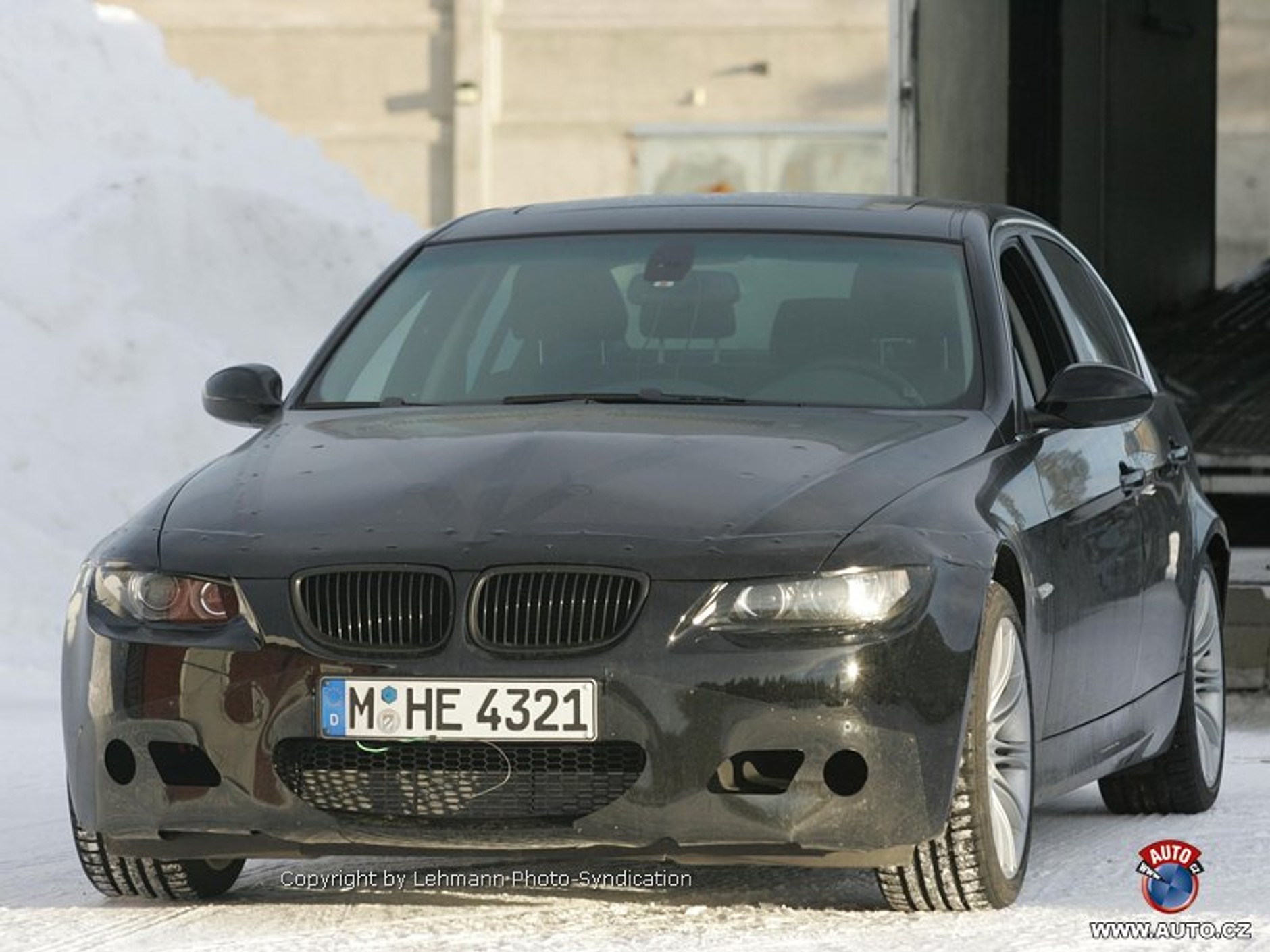 Zdjęcia szpiegowskie: nowe BMW M3 bez maskowania