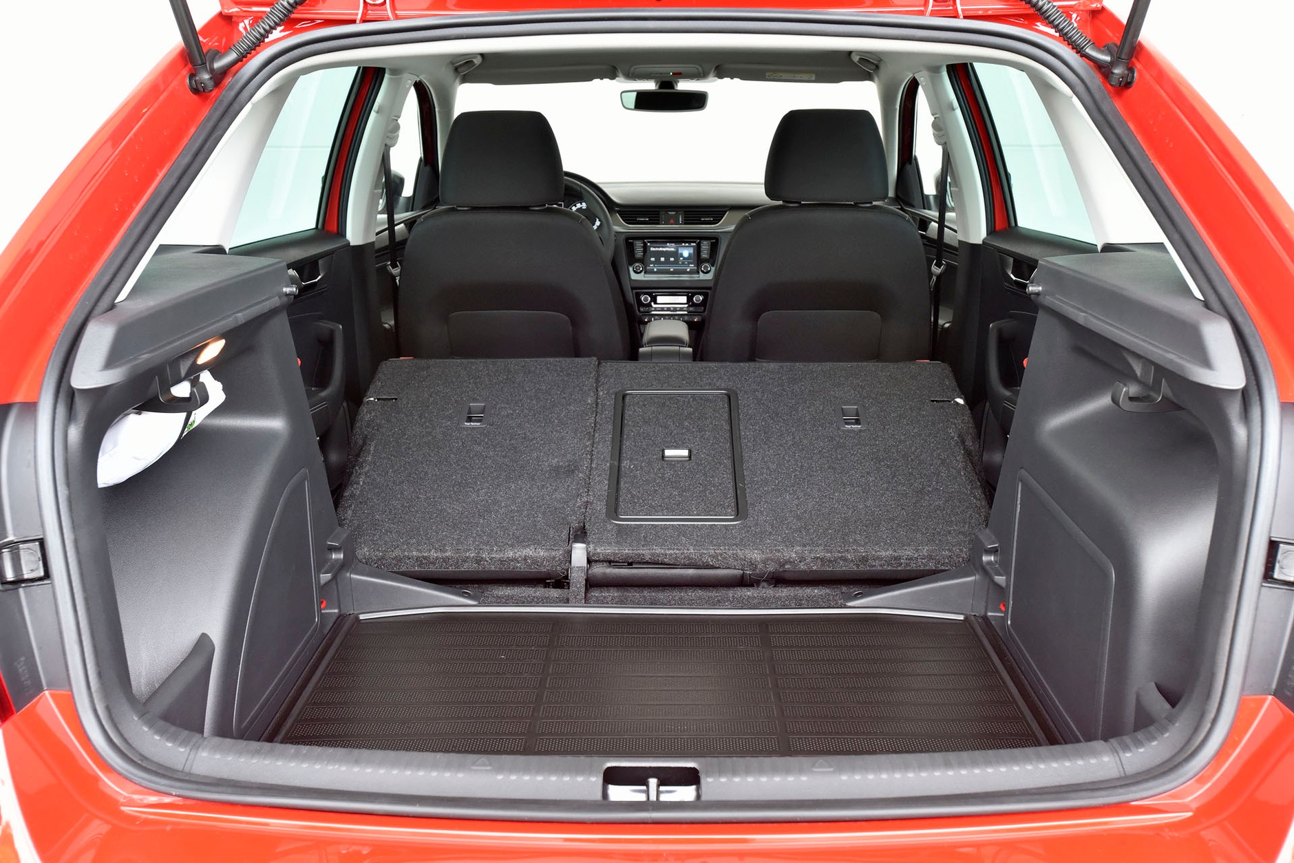 Skoda Rapid 1.0 TSI - czy to lepsza Fabia?