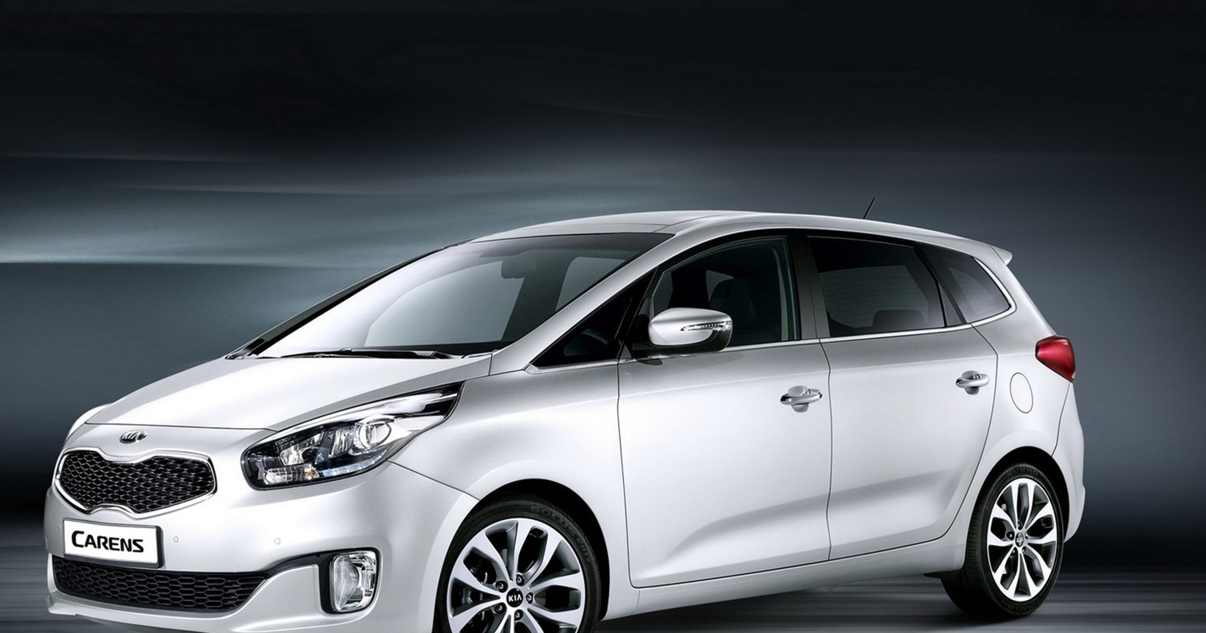 Nowa Kia Carens jak cee'd