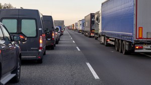 Źle stanęli w korytarzu życia. Ponad 1 tys. zł kary