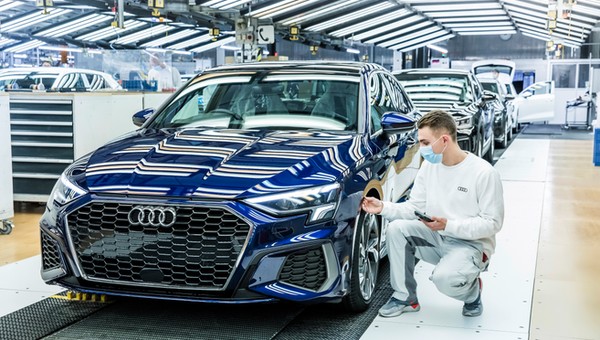 Protest w fabryce Audi. Pracownicy przejęli 200 kluczyków