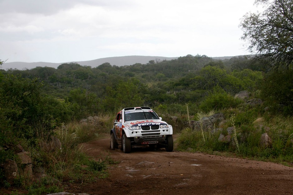 Rajd Dakar 2011: awans Hołowczyca (2.etap, wyniki, fot. Willy Weyens)
