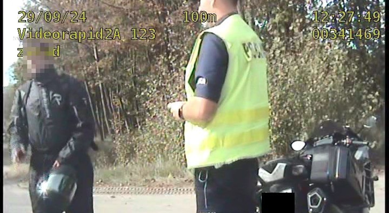 Policjanci zatrzymali motocyklistę na krajowej "dwójce". Dostał rekordową liczbę punktów