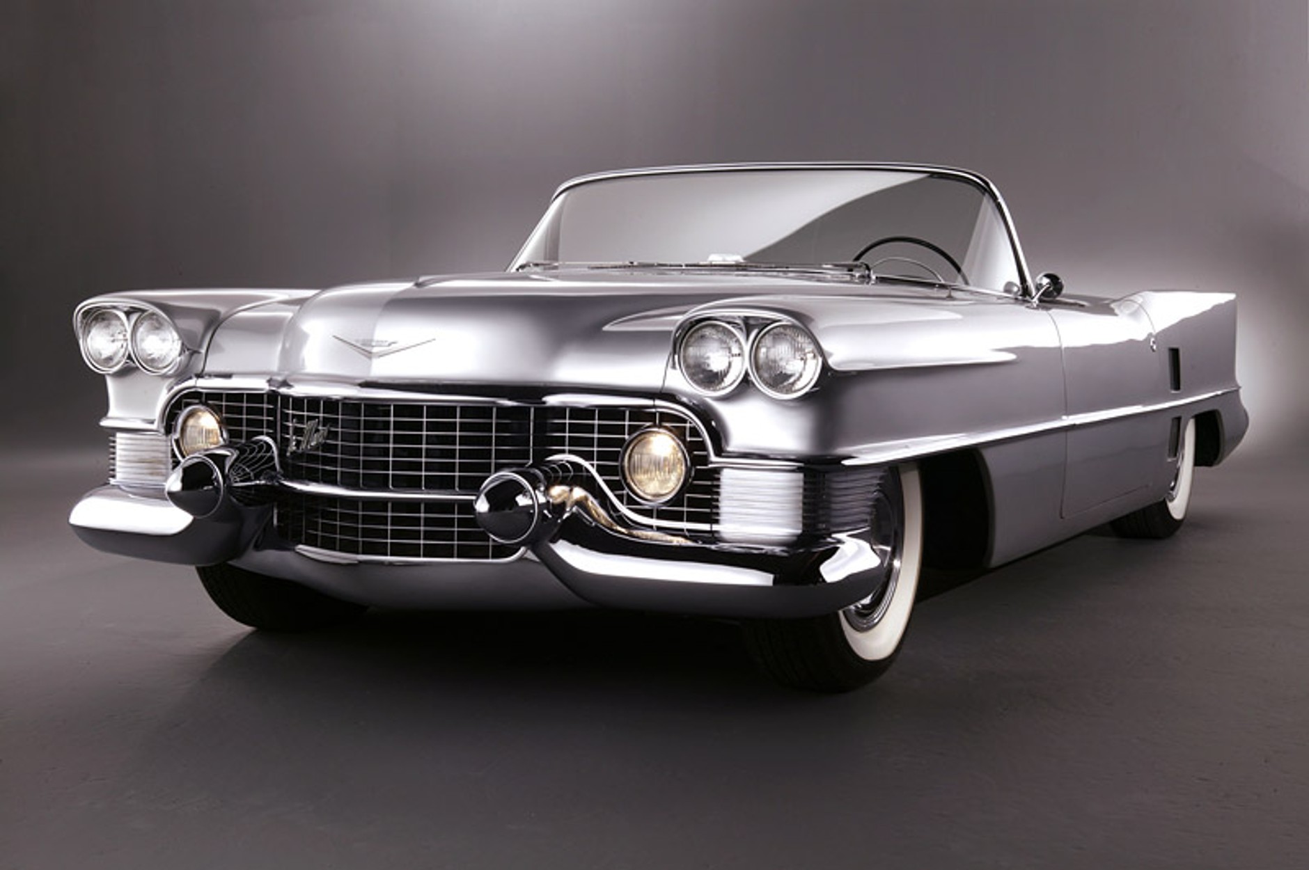 GM zaprezentuje w Pebble Beach samochody z wystawy Motorama (fotogaleria)