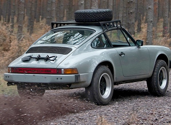 Klasyczne Porsche 911 w terenowym wydaniu