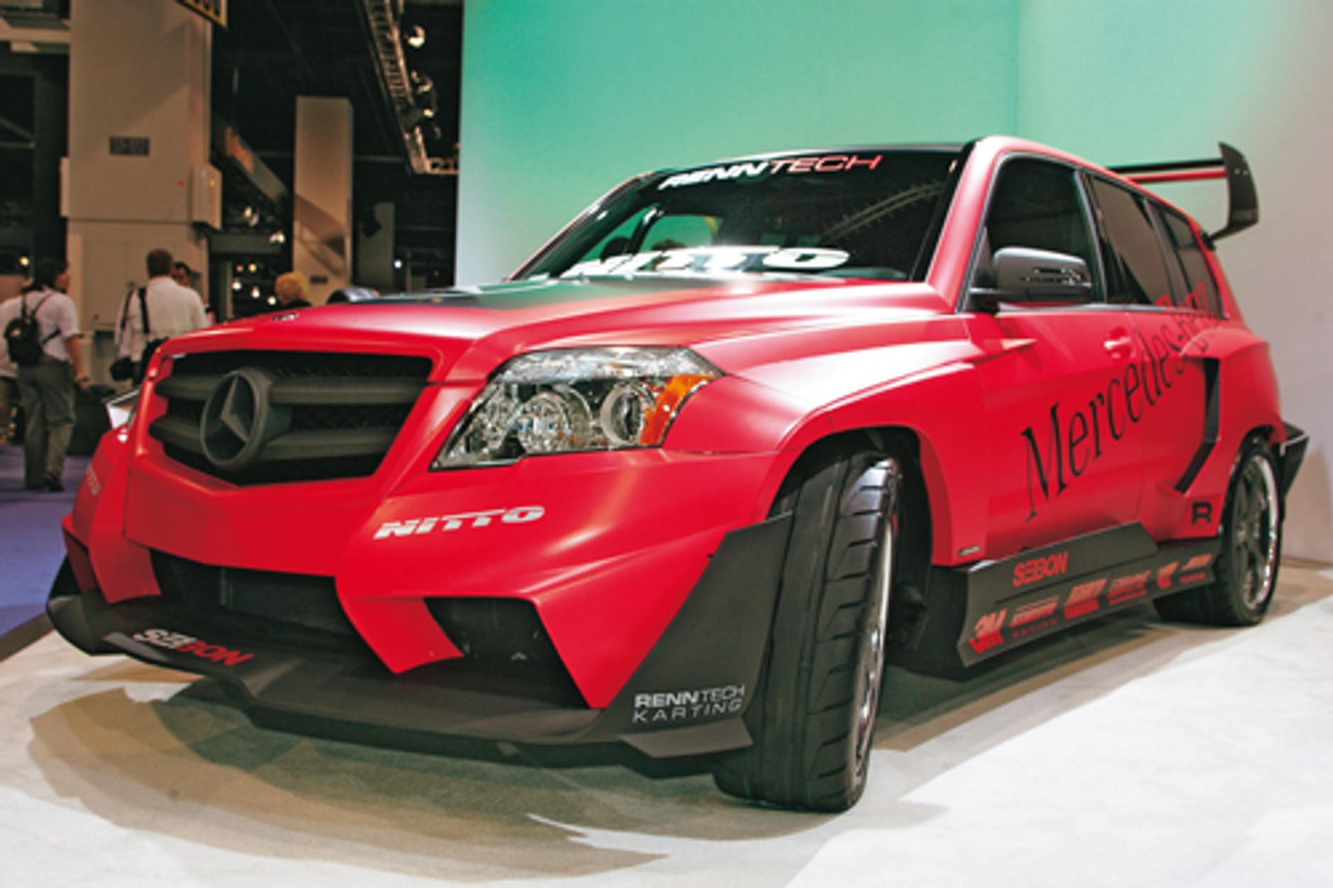 Sema 2008 - Tuning totalny, czyli: gdzie zabawa się... kończy