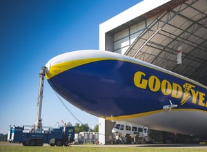 Goodyear Blimp - najciekawsze fakty o kultowych sterowcach