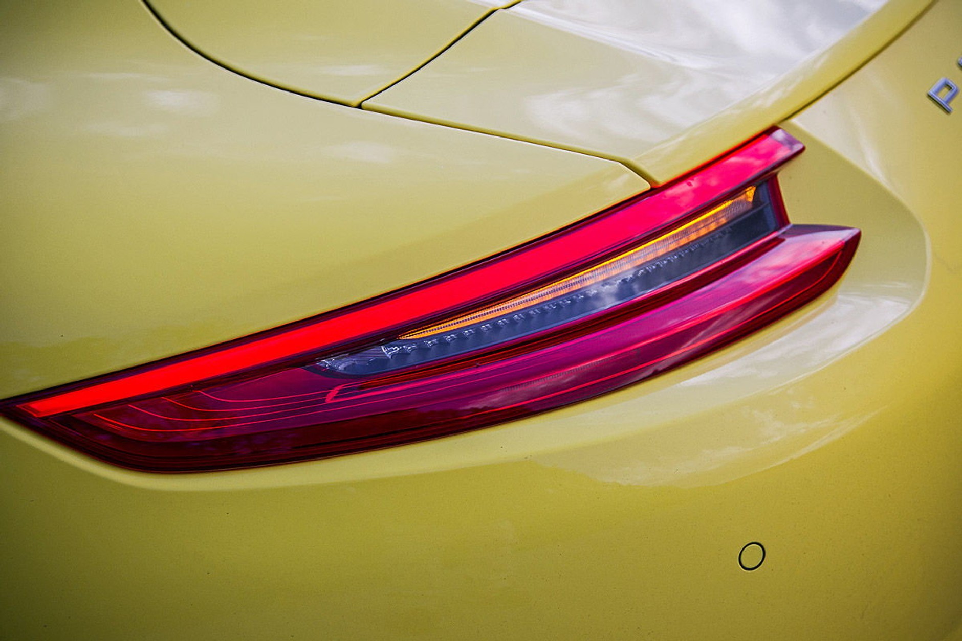 Porsche 911 - Grzeczniejsze znaczy lepsze?