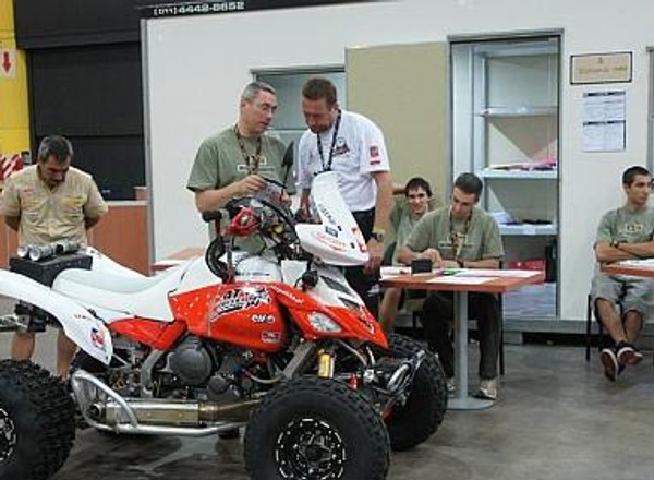 Rajd Dakar 2010: odbiór techniczny - dziennik Sonika (Cz. 2)