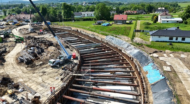 Kopią nowy tunel na Zakopiance. Zaawansowanie prac przekroczyło 60 proc.