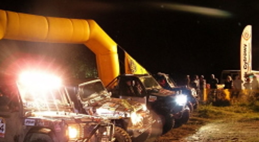 Puchar Polski OFF-ROAD: w deszczu przez piach i błoto po nocy