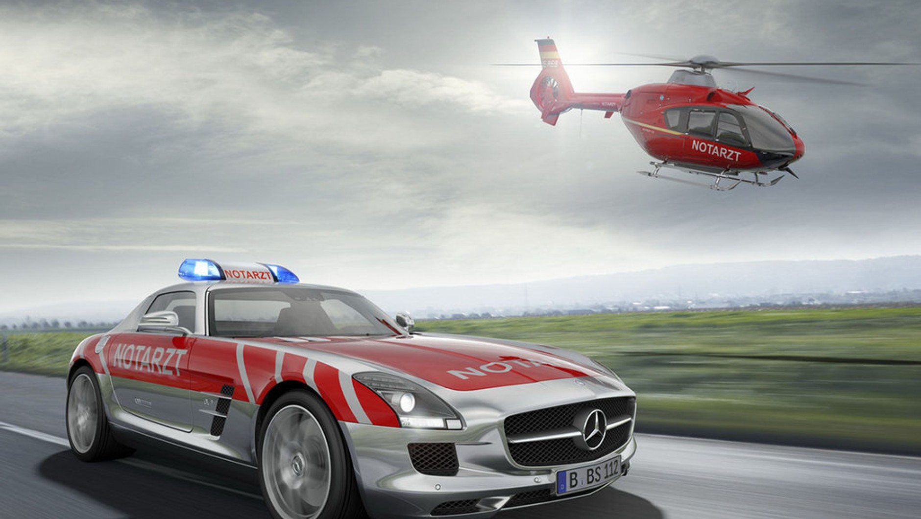 Mercedes SLS AMG jako karetka