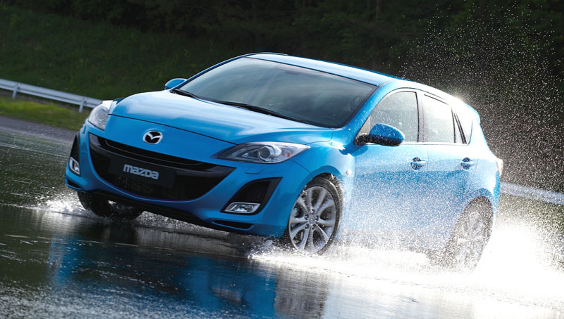 Mazda3: jubileusz i polska prezentacja (ceny) + wideo