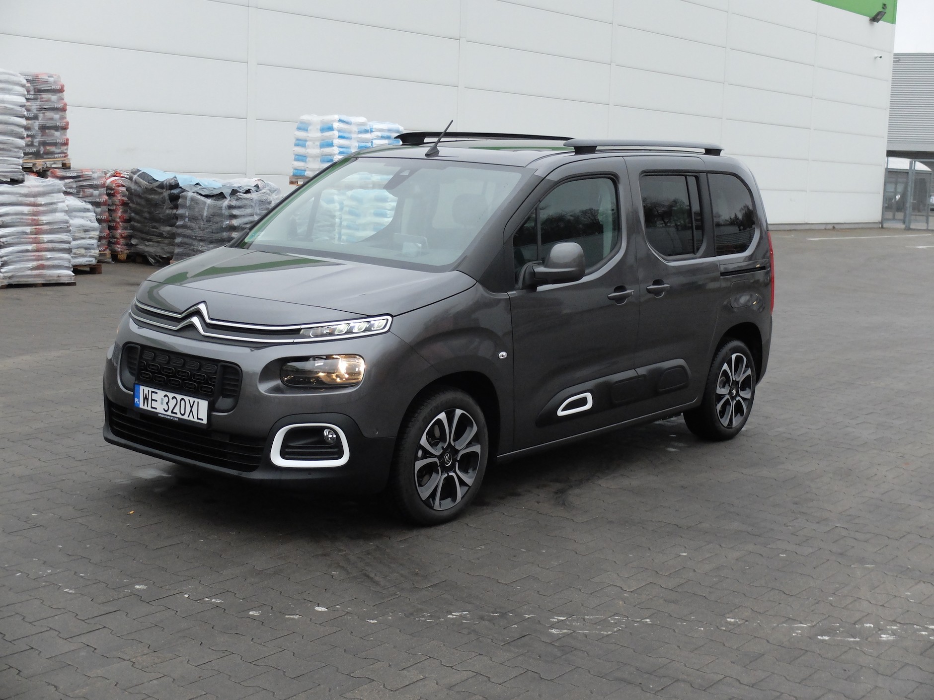 Citroen Berlingo 1.2 PureTech 110 KM za 70 500 zł (3. miejsce w segmencie MPV)