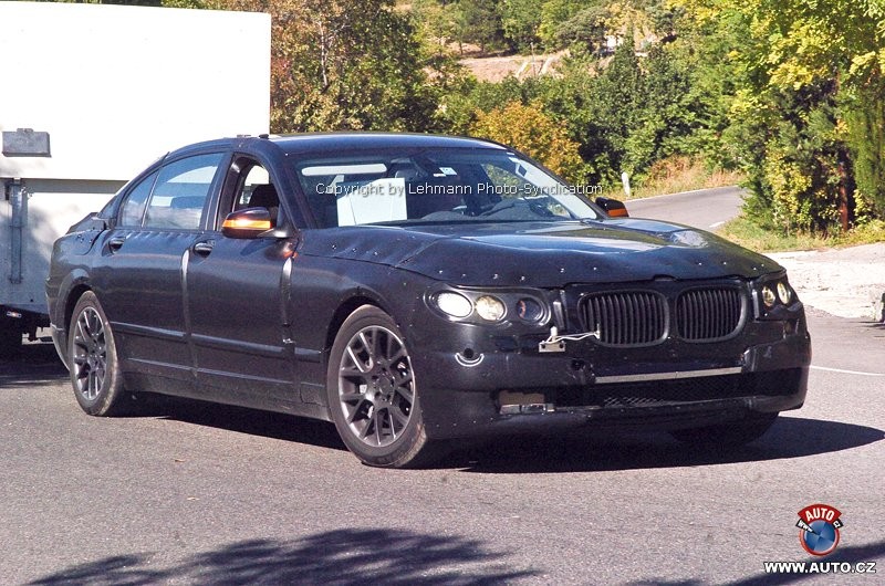 Zdjęcia szpiegowskie: Nowe BMW 7 schwytane na południu Francji