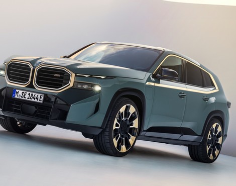 BMW XM (od 2022 r.)