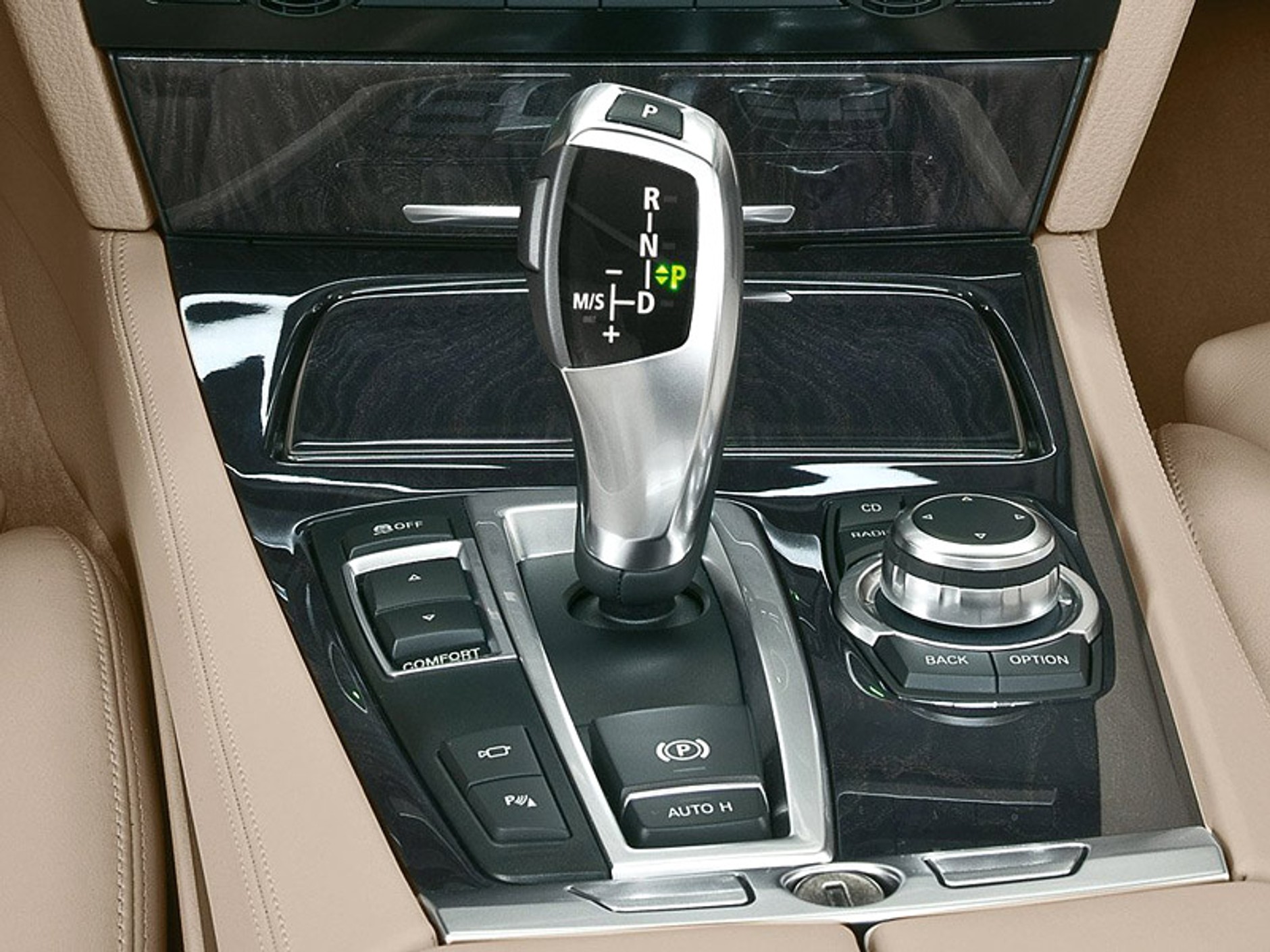 BMW serii 7: pierwsze zdjęcia piątej generacji