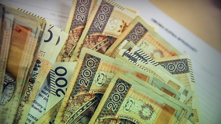 68-letnia kobieta oszukana na 68 tysięcy złotych