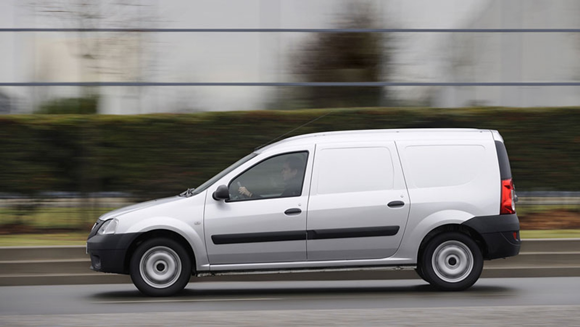 Dacia Logan van i pick-up: pierwsze jazdy (ceny w Polsce)