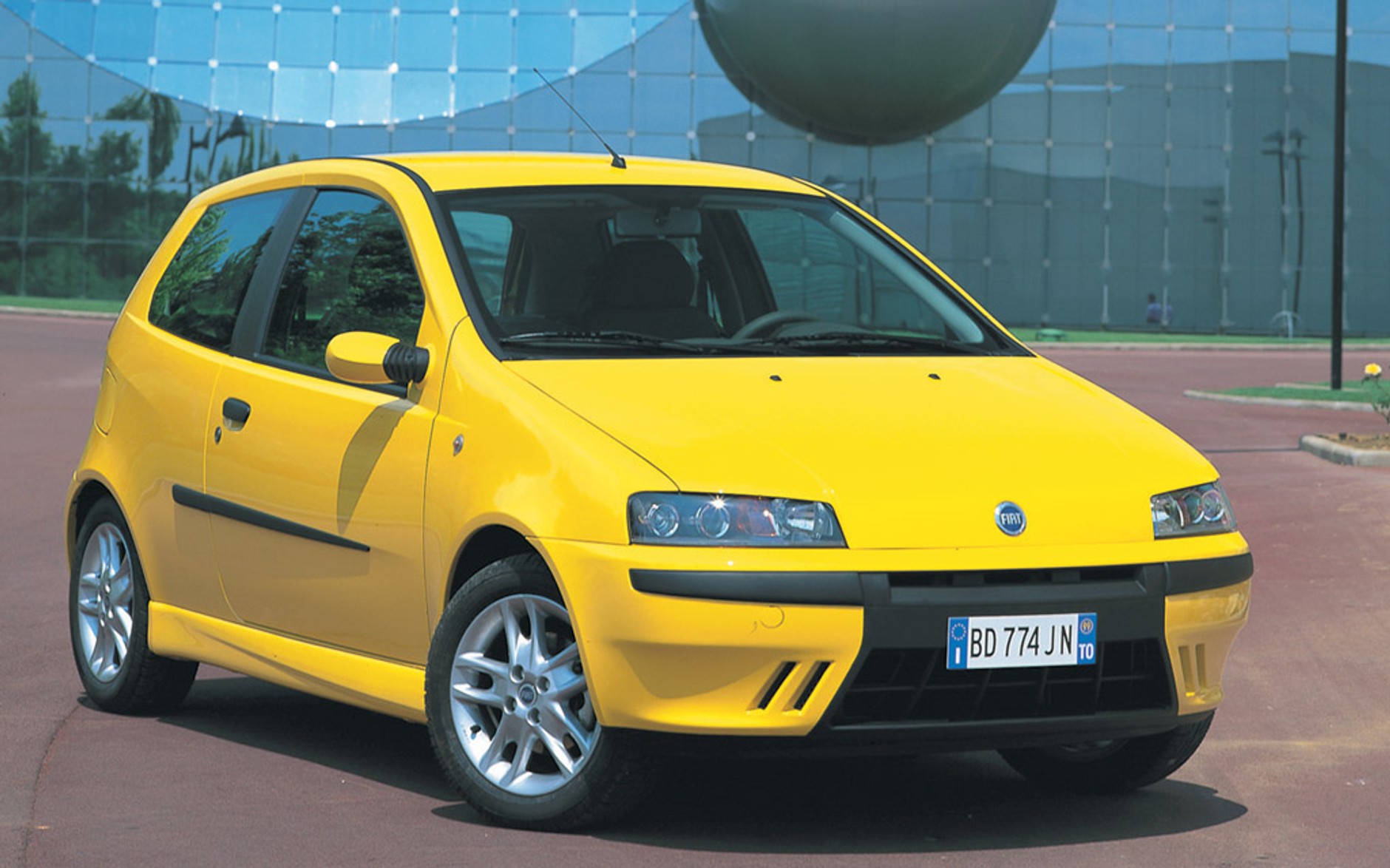 10 sposobów na tanie ściganie!