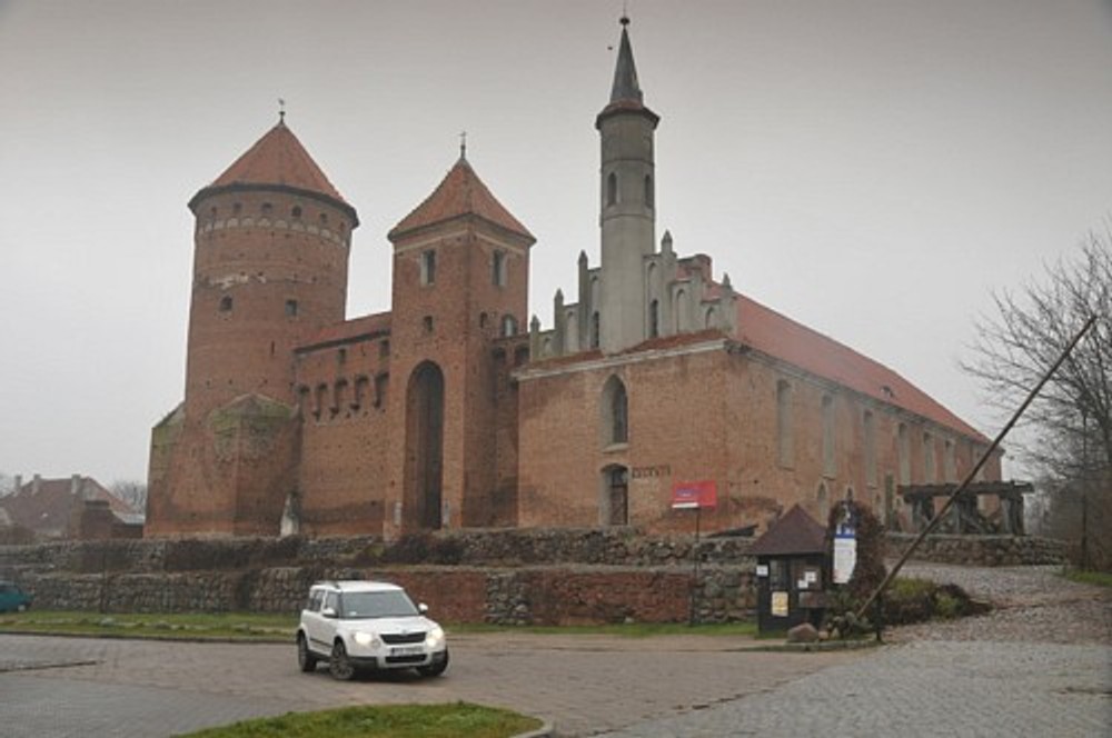 Jesień to nie koniec świata: Skodą Yeti szukamy śladów Kanału Mazurskiego