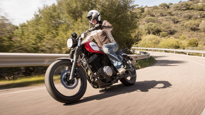 Yamaha SCR 950 w akcji