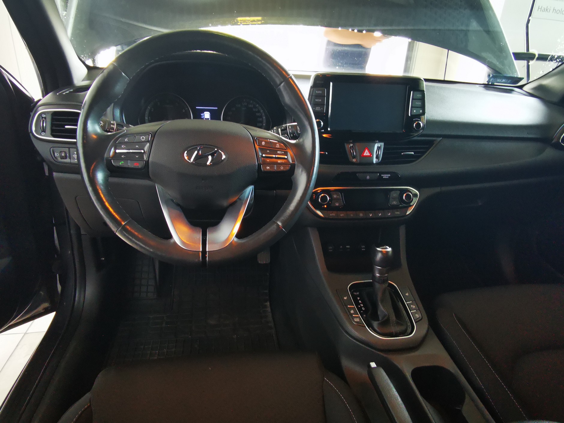 Hyindai i30 z ogłoszenia