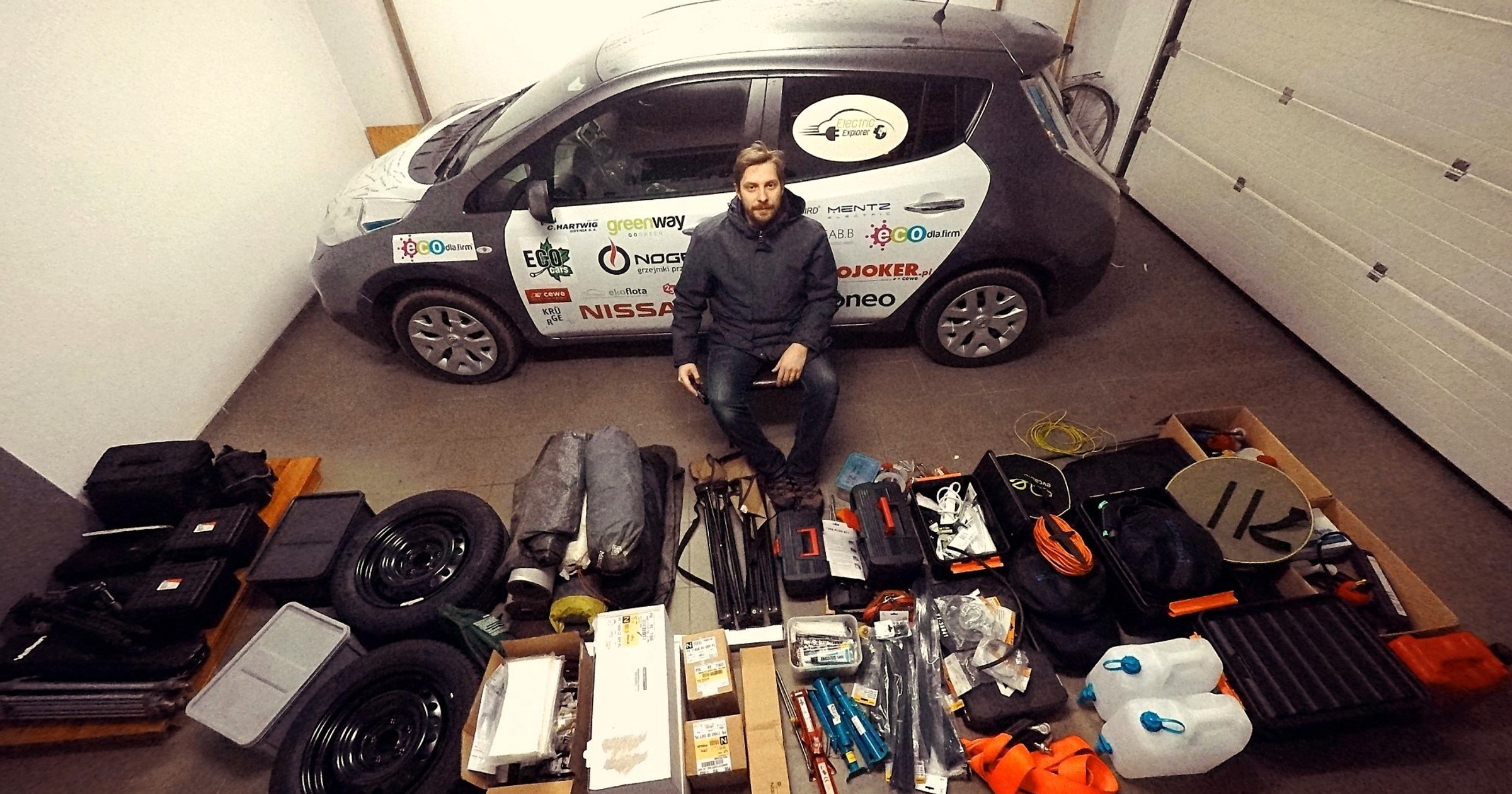 Nissanem Leaf przez Afrykę