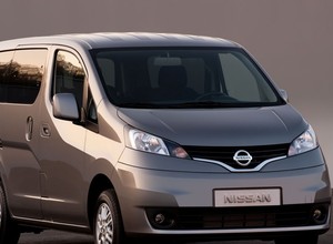 Nissan NV200 - Vanem roku według What Van
