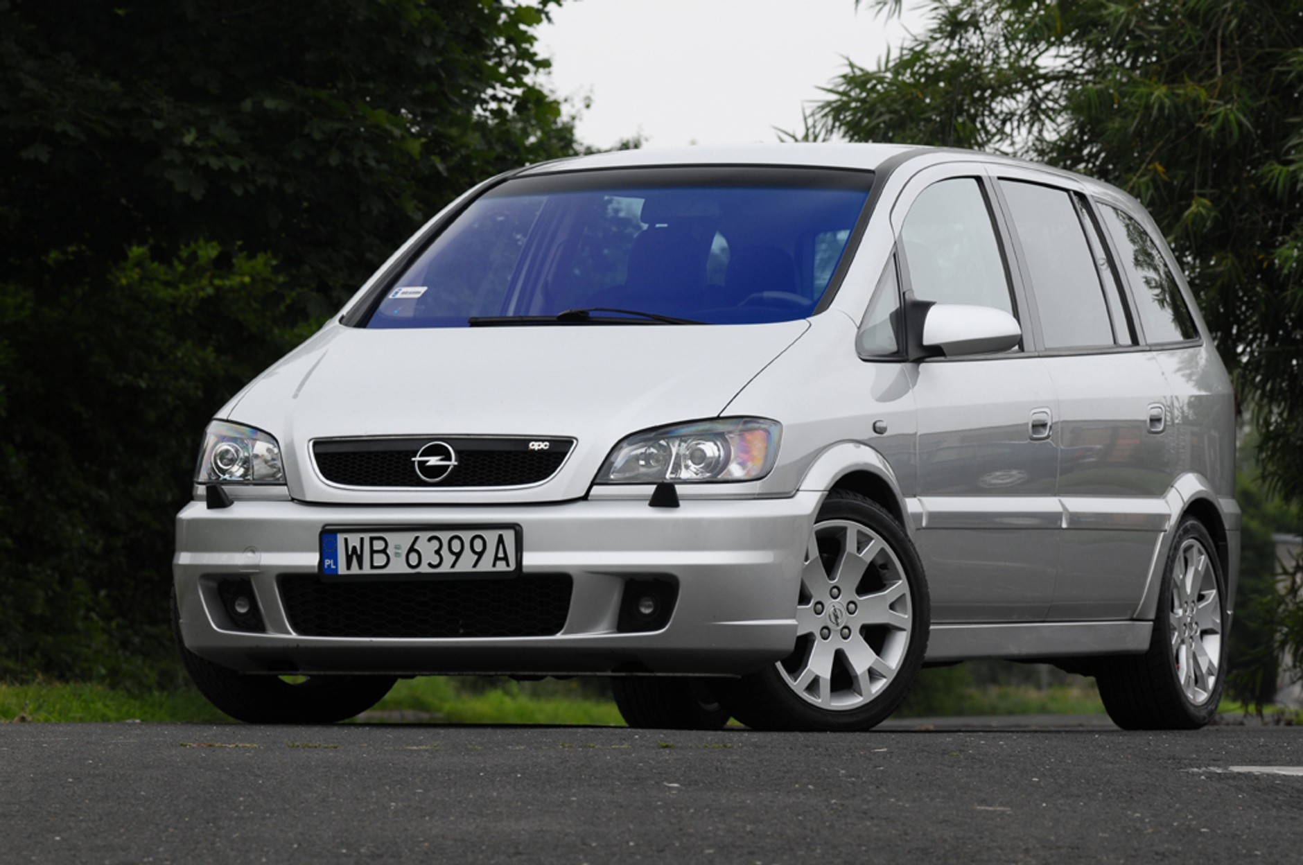 Opel Zafira OPC - Praktycznie sportowy van