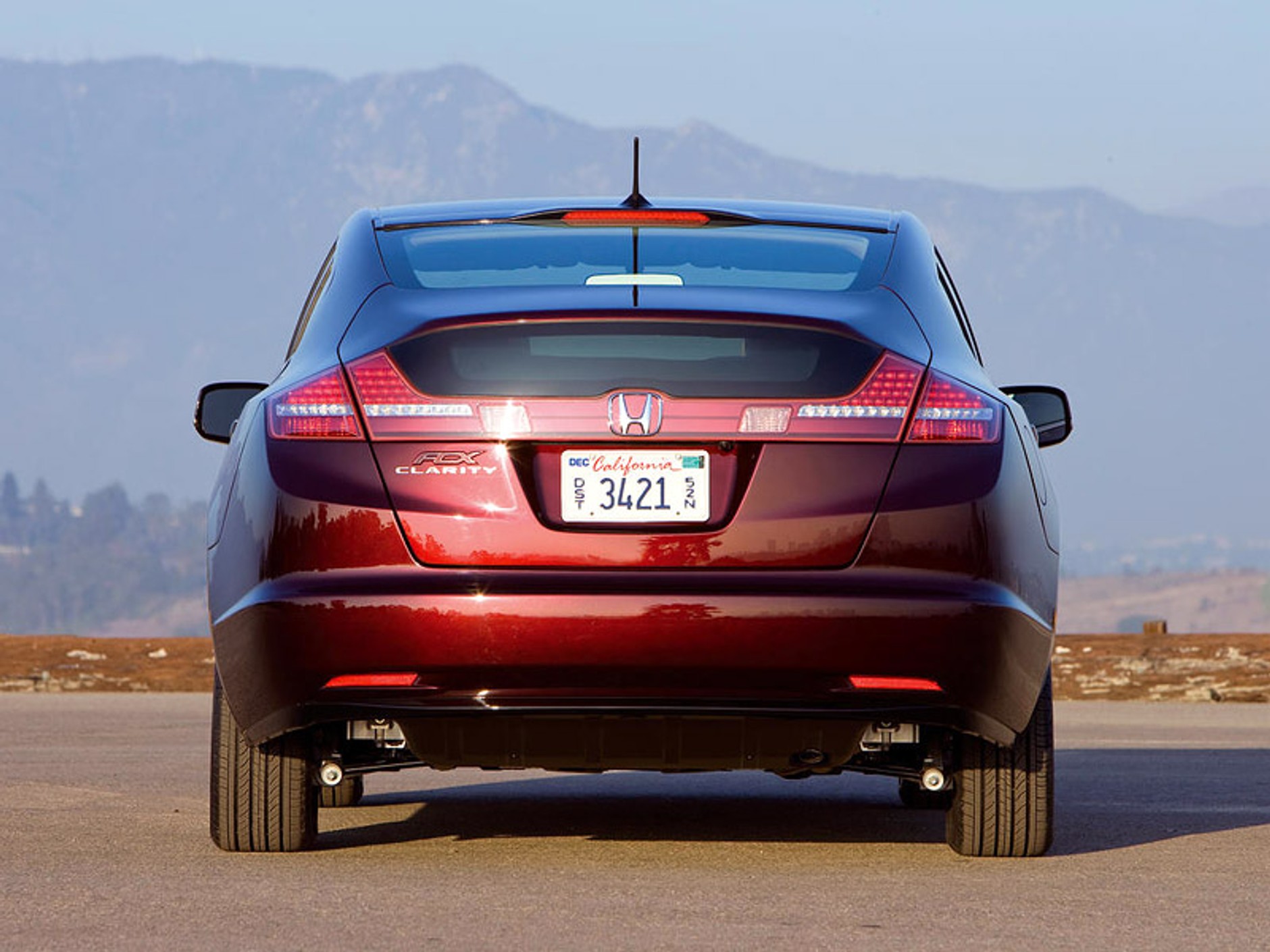 LA Auto Show 2007: Honda FCX Clarity – czysta przyszłość