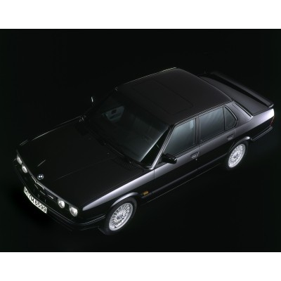 BMW e28 M5