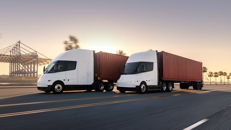 Elektryczna ciężarówka Tesla Semi