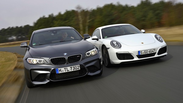 Mistrz driftu kontra król sprintu - BMW M2 vs. Porsche 911