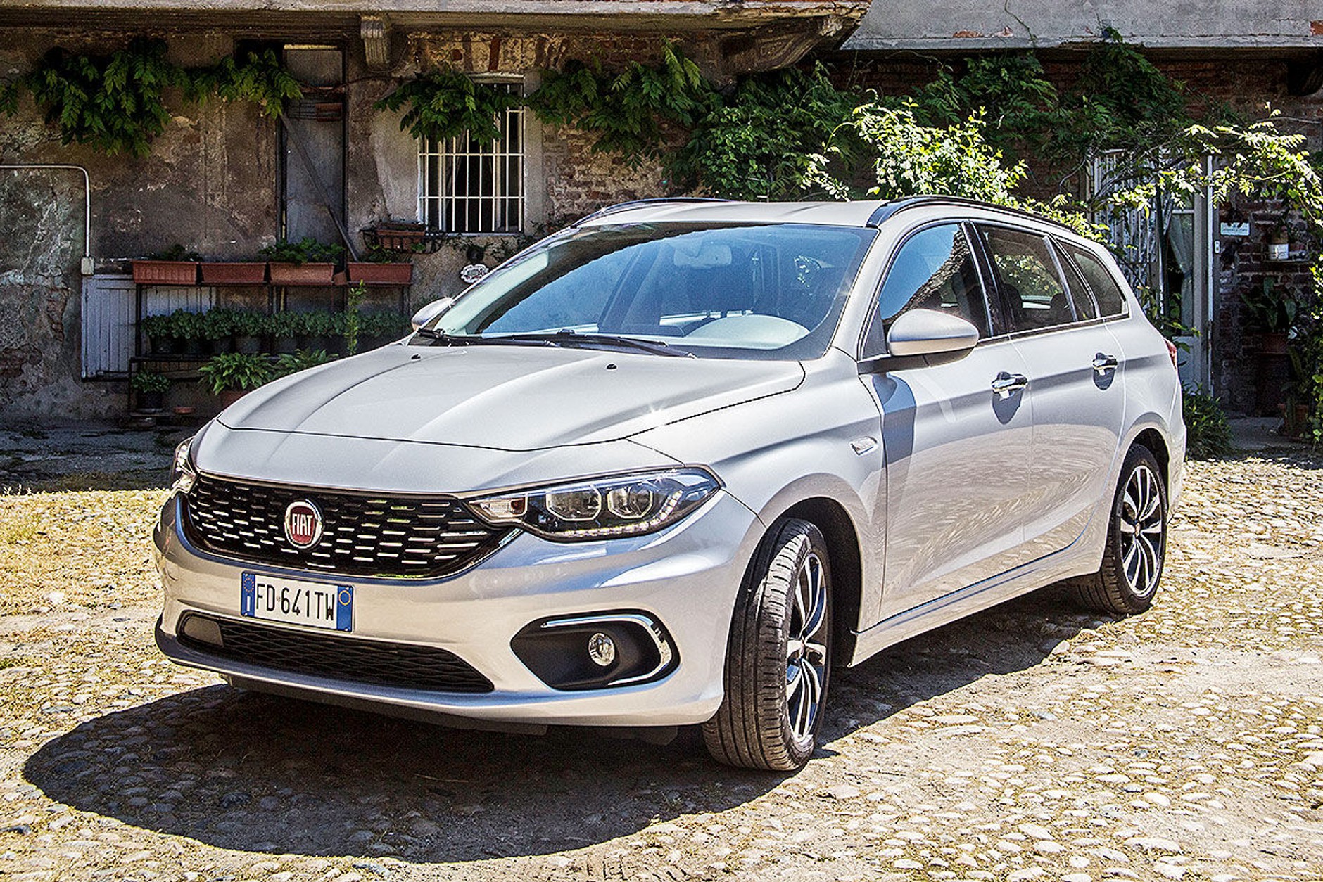 Fiat Tipo - czy kombi również będzie tanie?