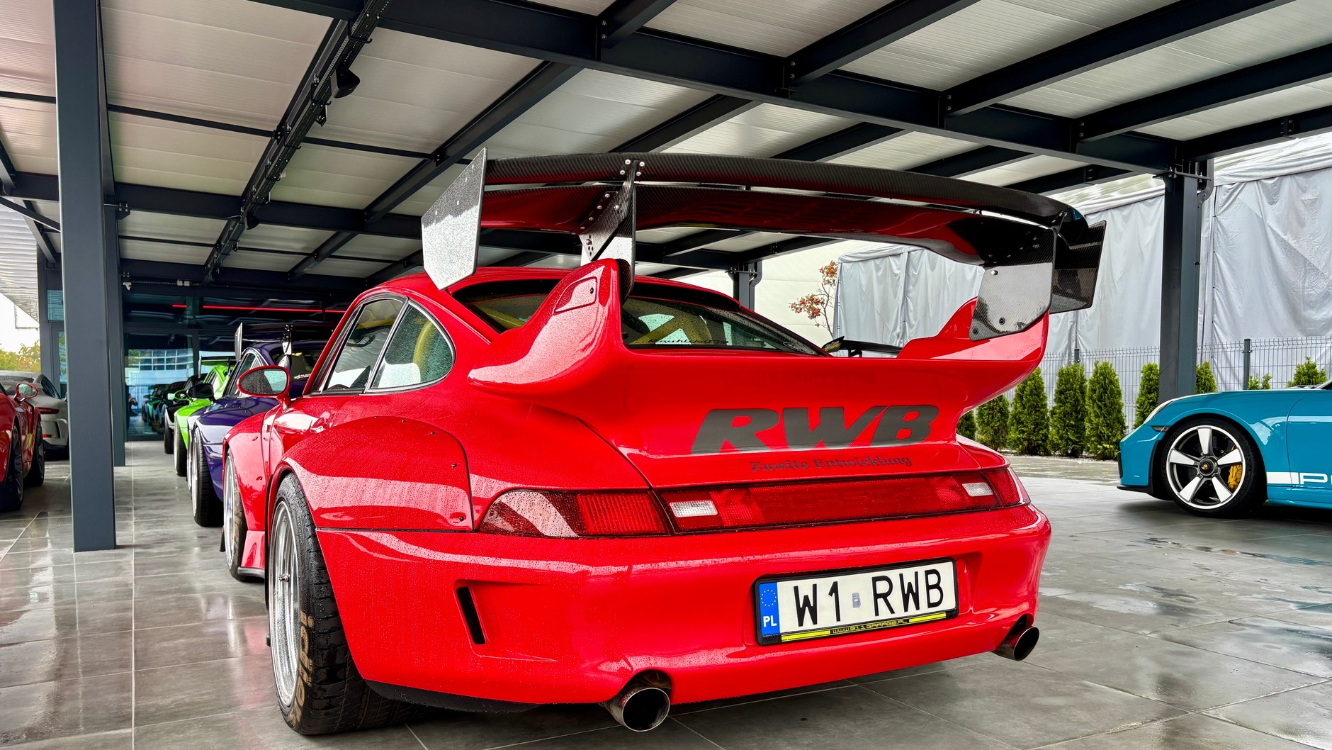 Otwarcie nowej siedziby 911 Garage i budowa kolejnego RWB