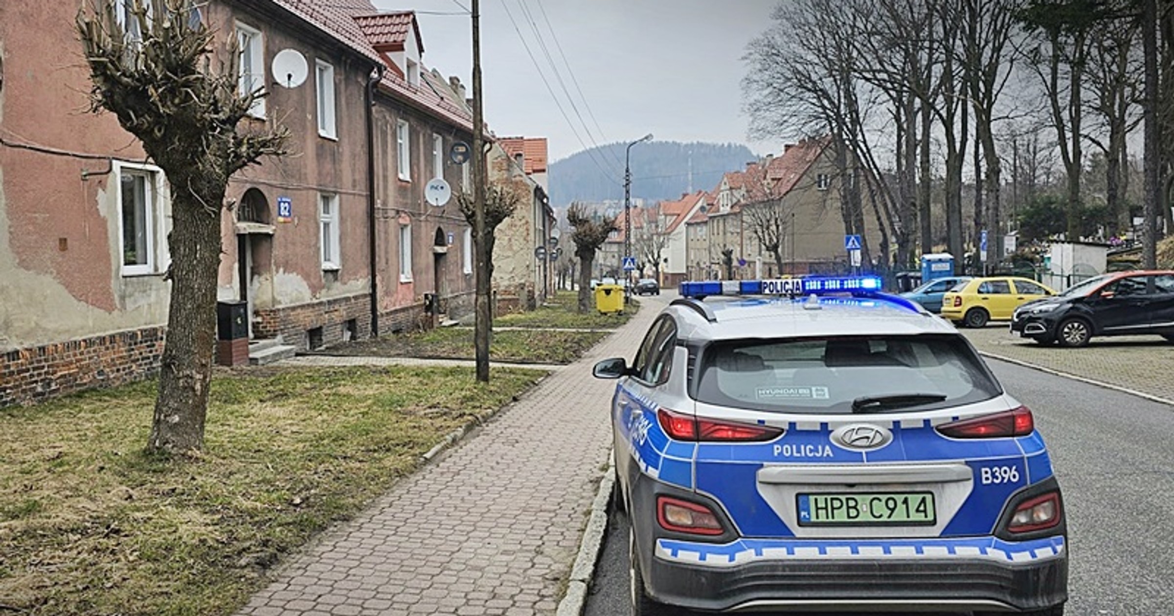 Apel Policji o przestrzeganie zasad dla pojazdów uprzywilejowanych na drodze