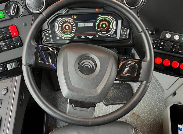 Kompleksowo sprawdzili chiński autobus. Wyniki budzą obawy