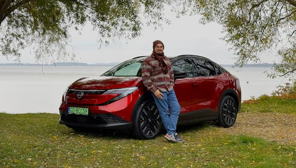 Pierwsza jazda nowym Nissanem Leafem