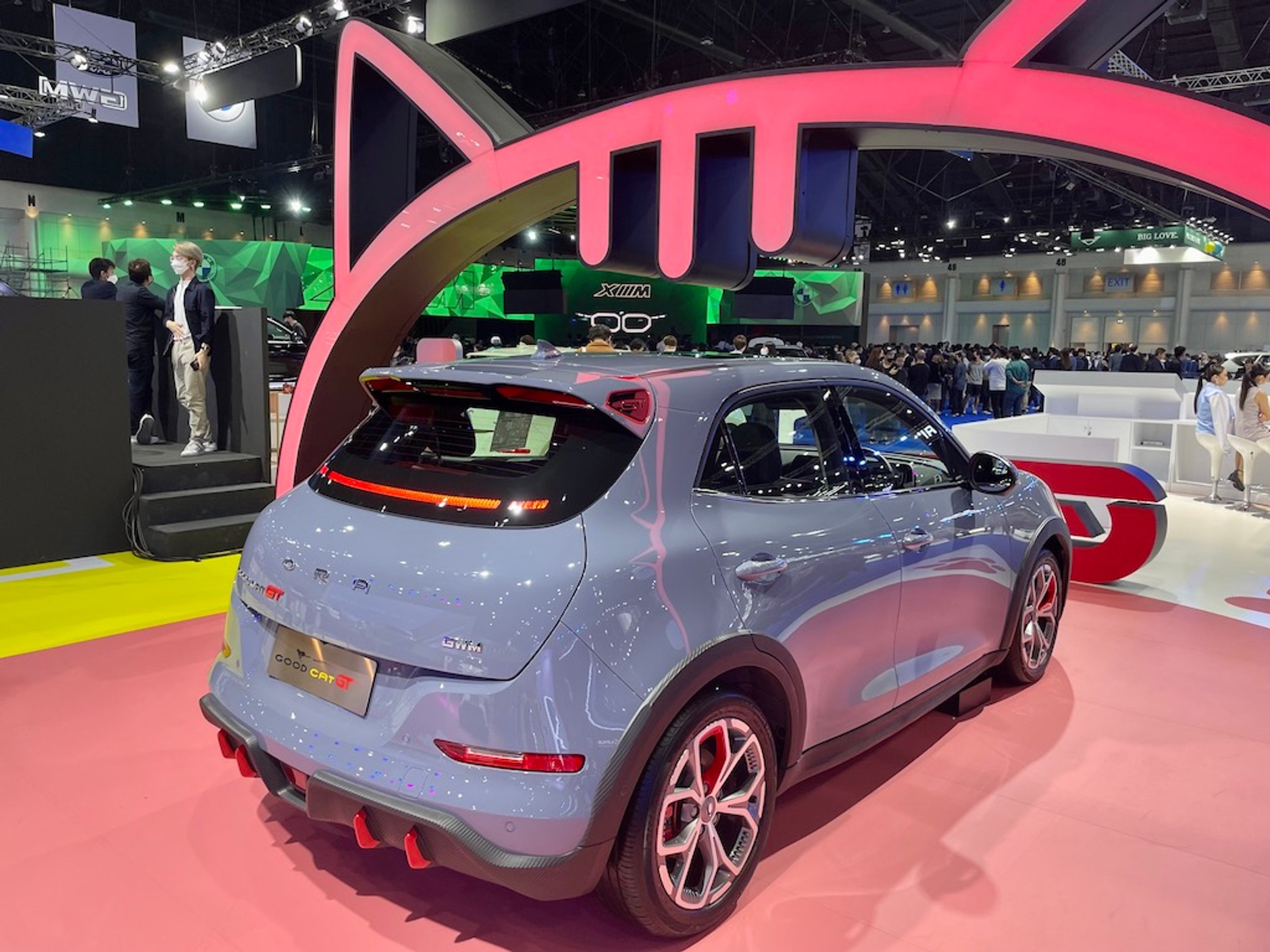 Salon w Bangkoku 2023