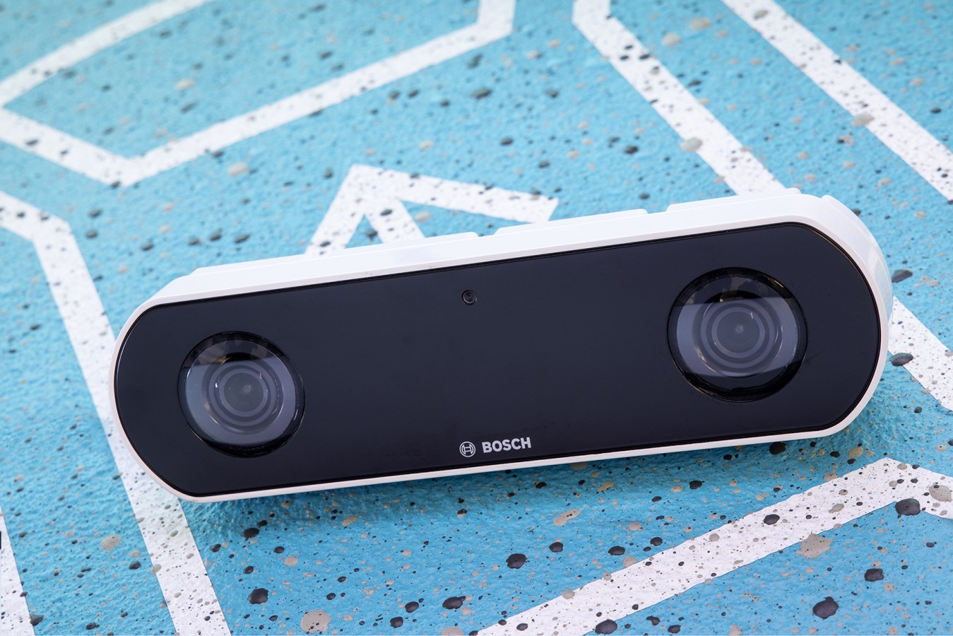 Kamery Bosch systemu INTELLIGENT PARK PILOT