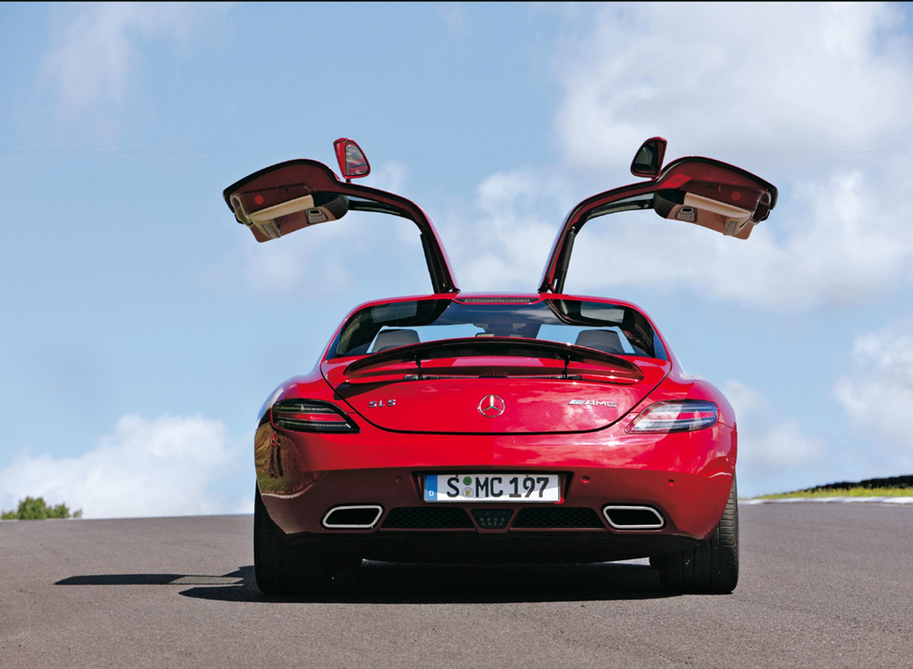 Mercedes SLS AMG - Wielki powrót gwiazdy