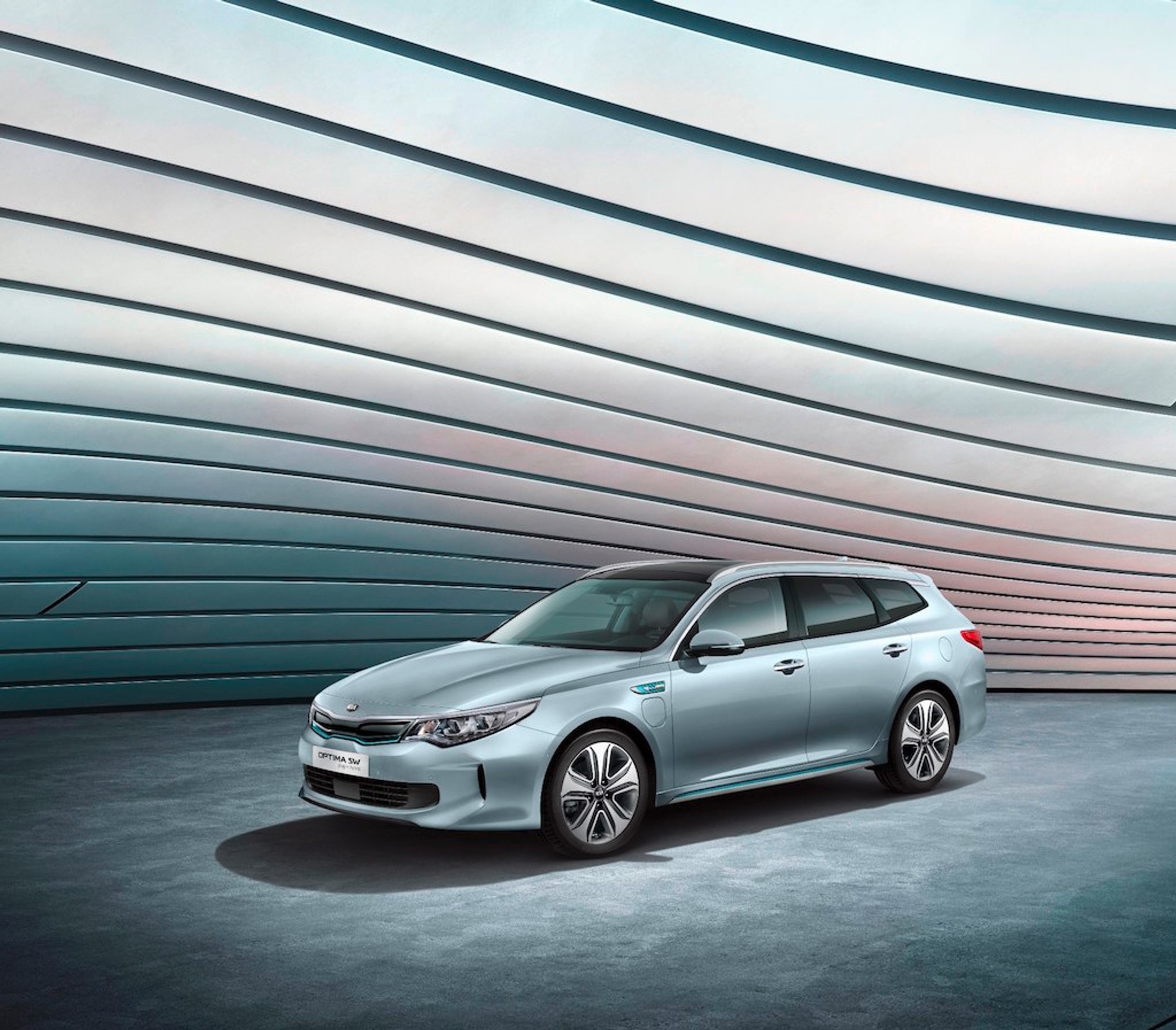 Kia: hybrydowe Niro i Optima kombi