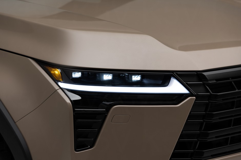 Lexus GX 2023