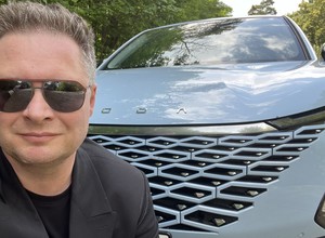 Jeździłem Omodą 5, chińskim SUV-em coupe za niecałe 130 tys. zł