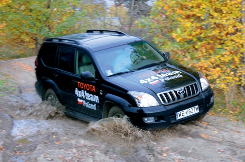 Toyota Land Cruiser 3.0 d-4d - Legenda ciągle żyje