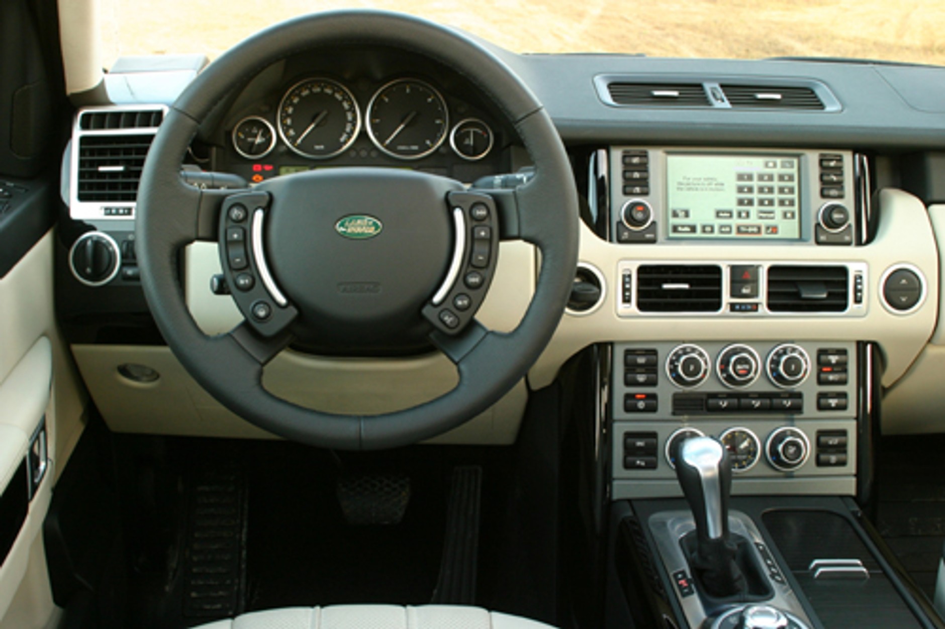 Land Rover Range Rover TdV8 Vouge SE - Jego królewska mość off-roader