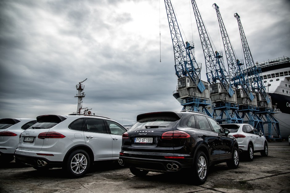 Porsche-Cayenne